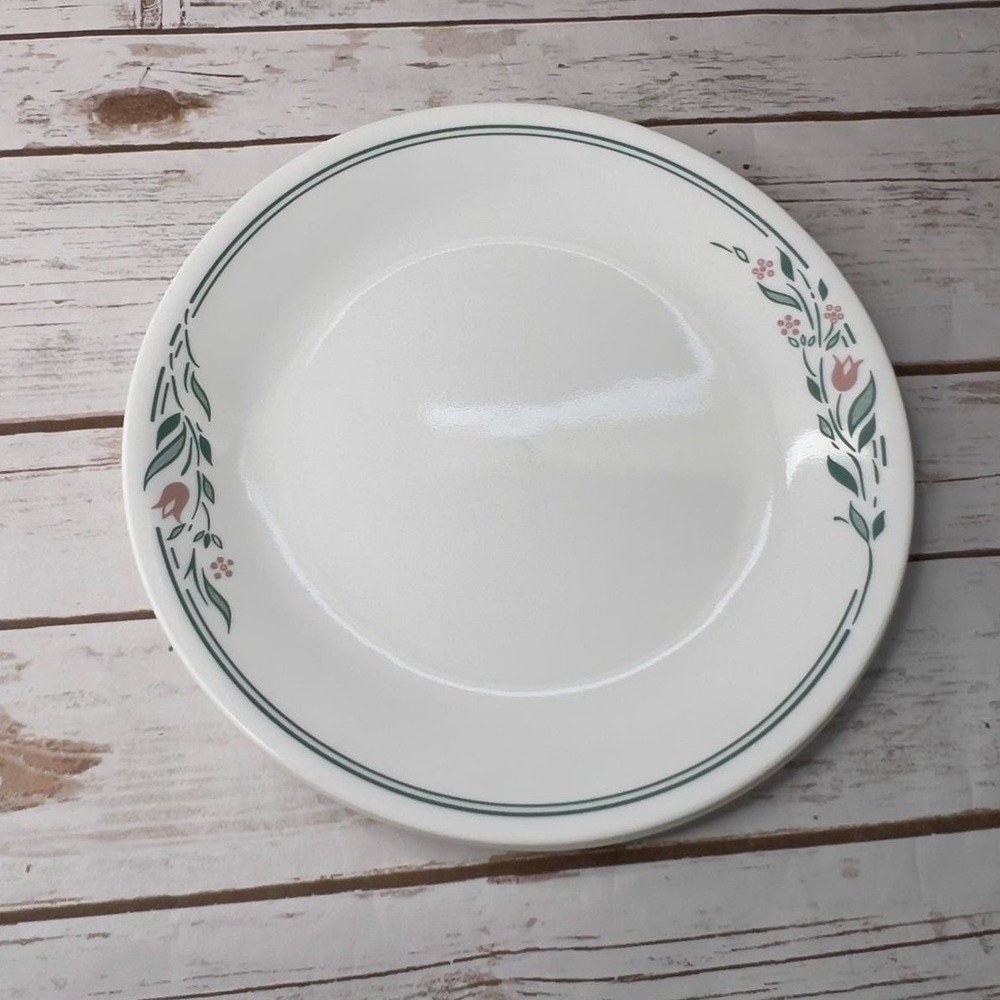 Corelle Preowned Dinner Plate White Rosemarie Floral Pink Green 10.25"
